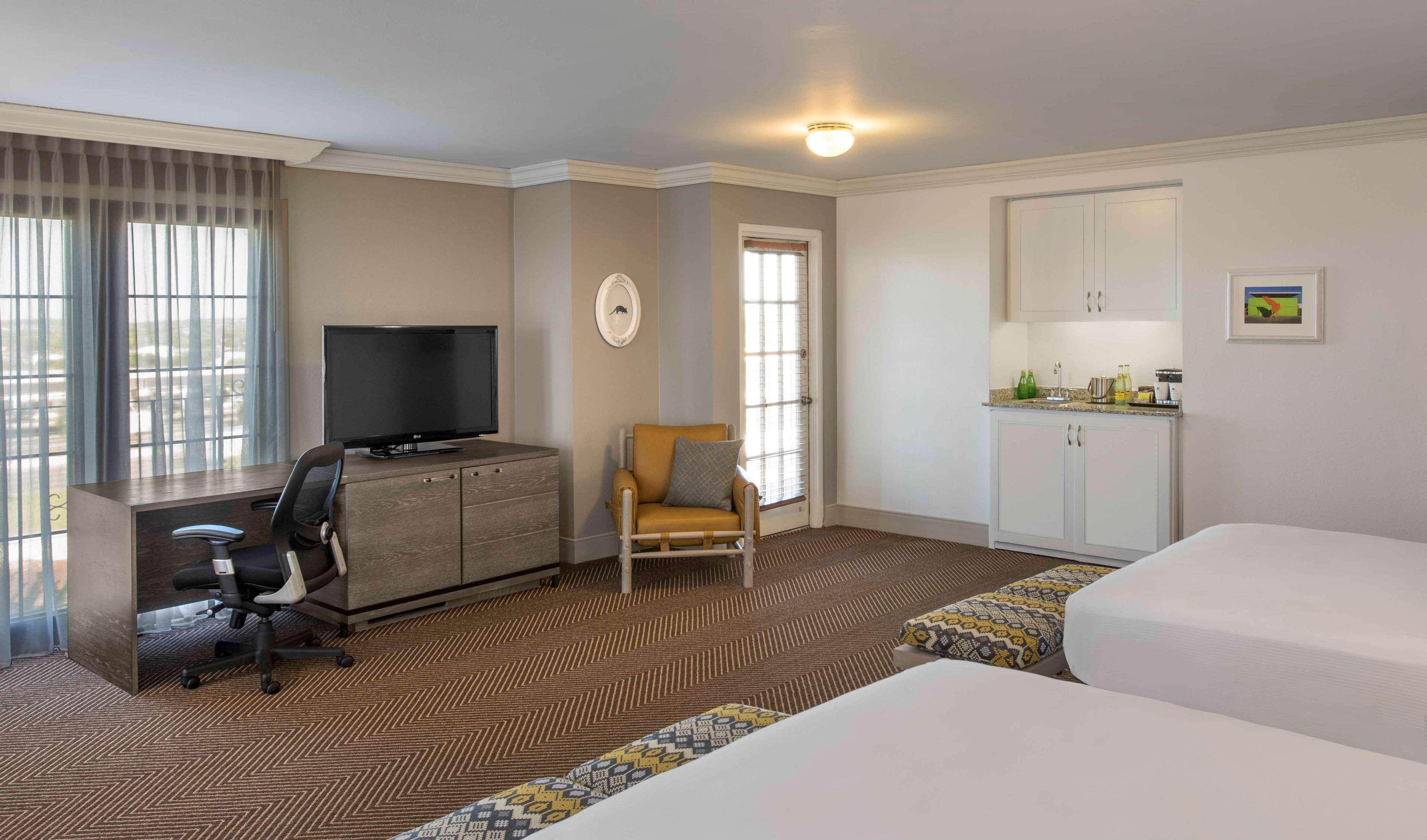 Hotel Doubletree By Hilton Austin Exterior foto