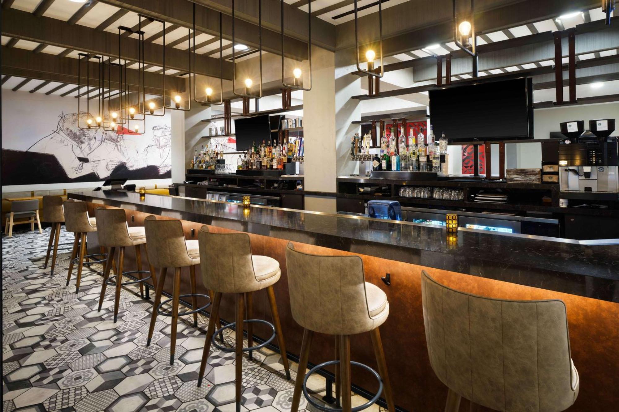 Hotel Doubletree By Hilton Austin Exterior foto