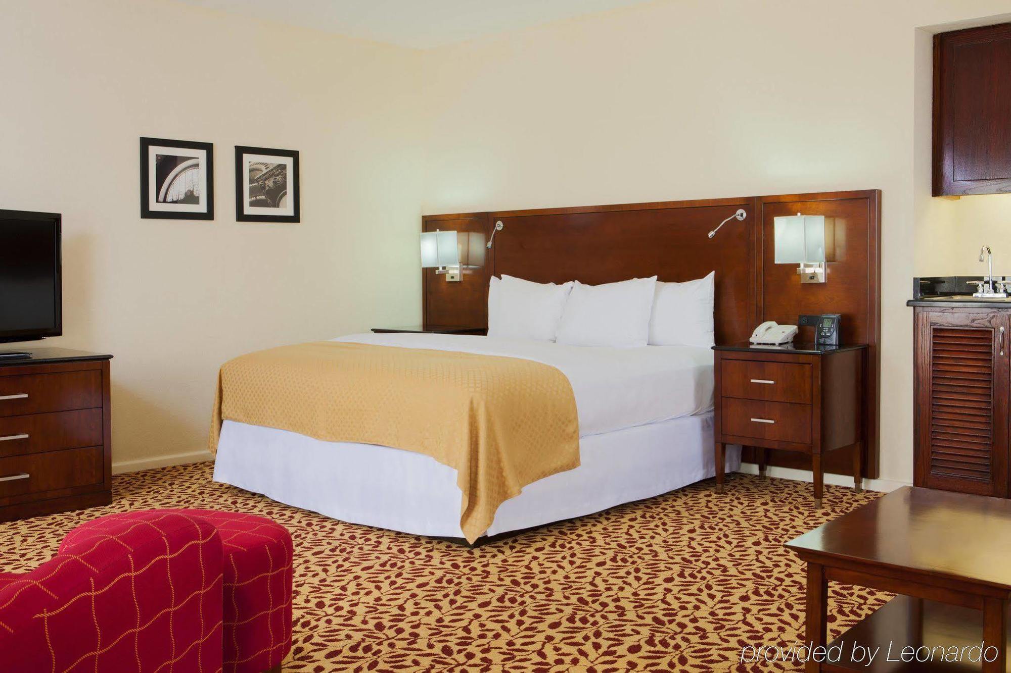 Hotel Doubletree By Hilton Austin Habitación foto